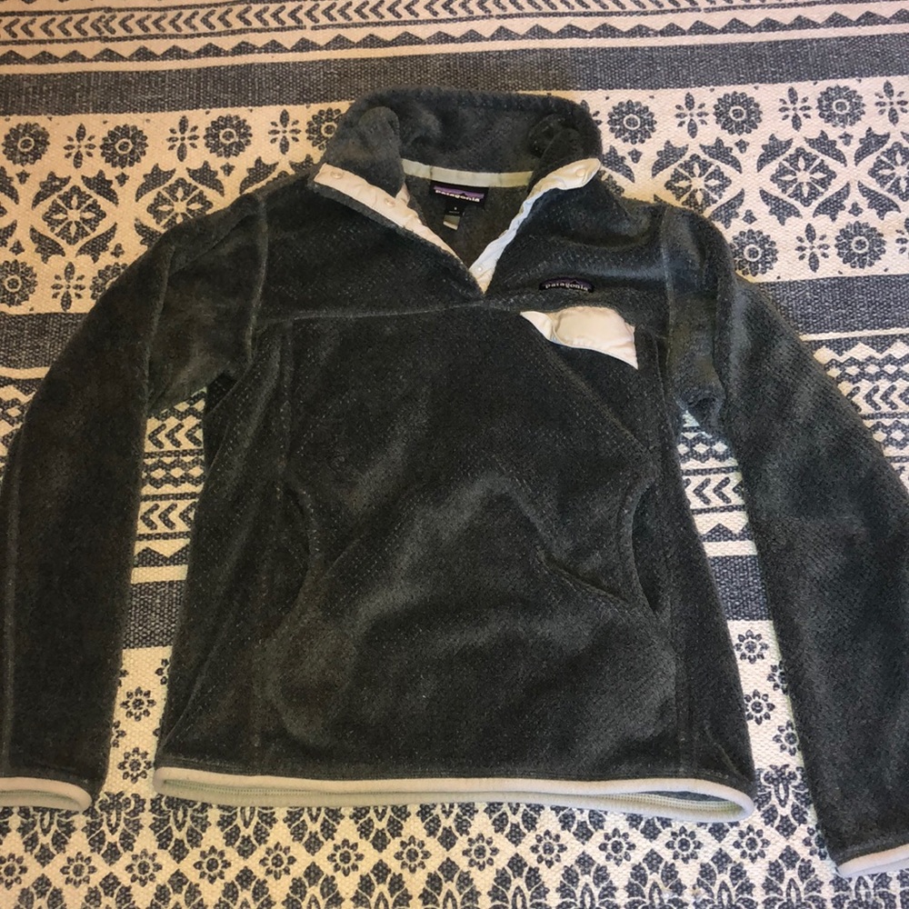 Womens/Girls Patagonia Jacket Size: S